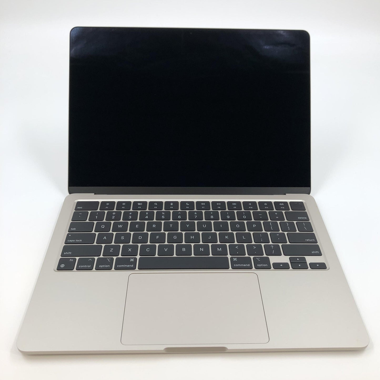 MacBook Air 13 2022 M2 8-Core CPU 8-Core GPU 8GB 256GB Starlight Excellent